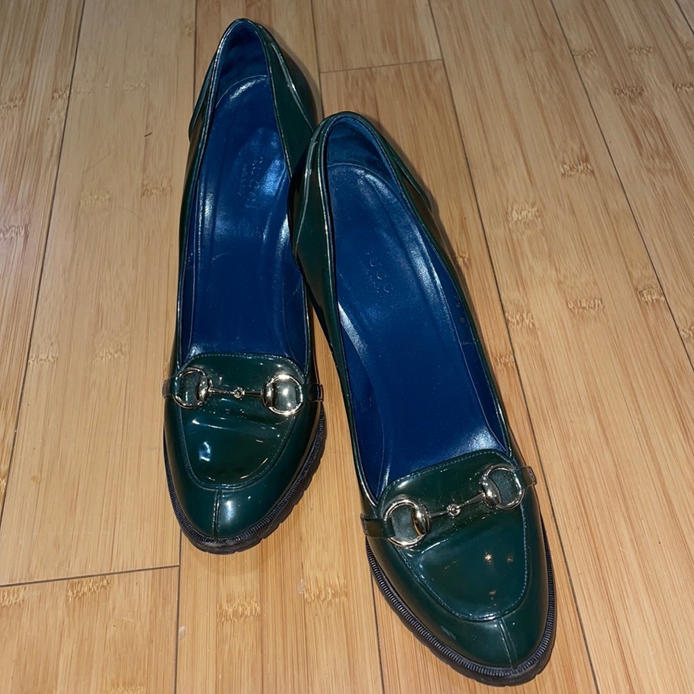 GUCCI | OLIVE GREEN VINTAGE LOAFER HEELS